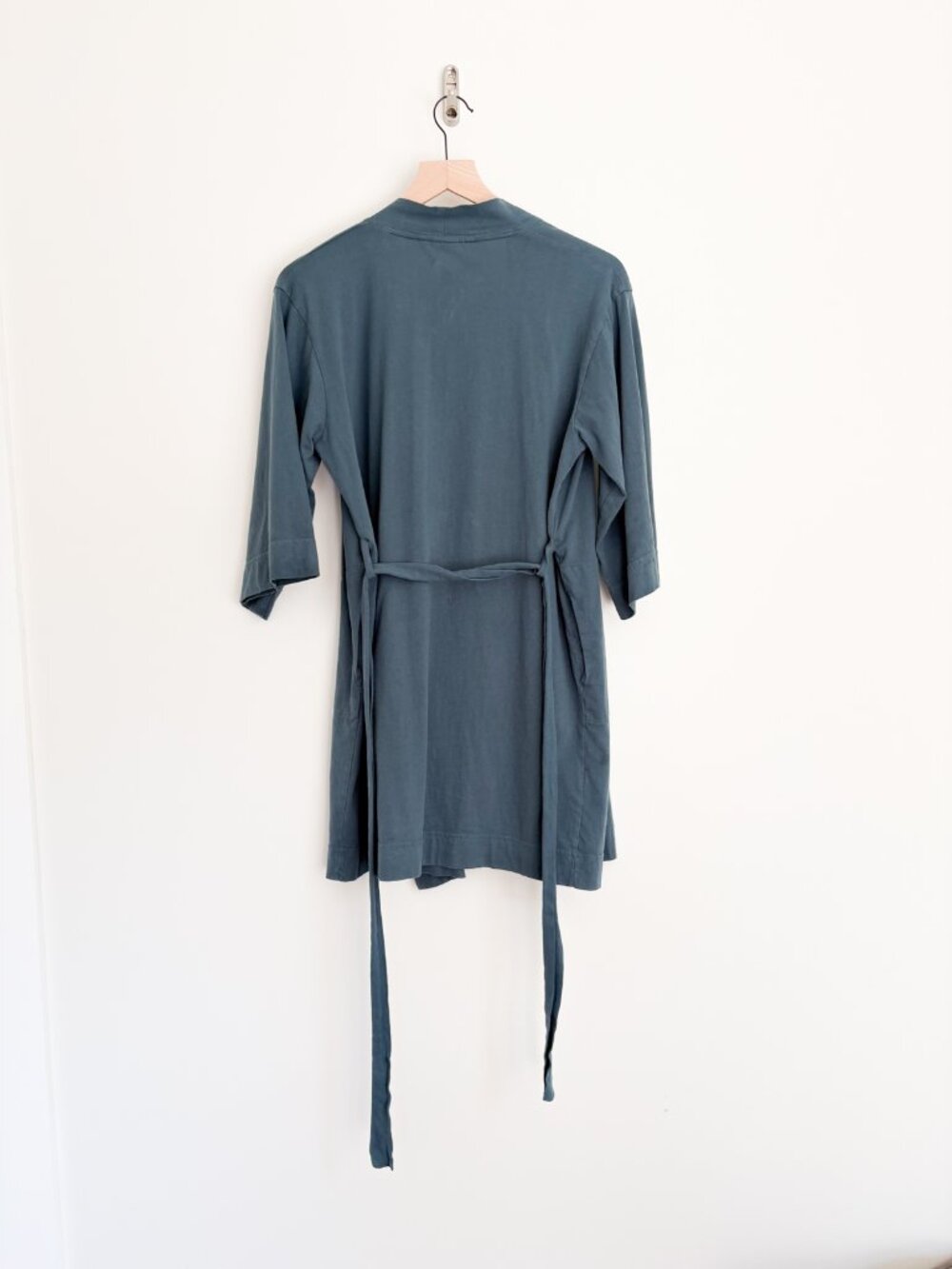 Coyuchi Solstice Organic Short Robe - Picture 6 of 7